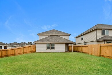 221 Fallow Deer Dr, Huntsville, TX 77320 - photo 2