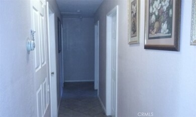 814 W Poplar St, Compton, CA 90220 - photo 3