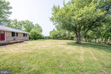 12214 Hooe Rd, Bristow, VA 20136 - photo 6