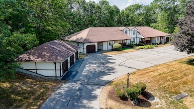 20 Chandler Dr, Atkinson, NH 03811 - photo 2