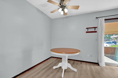 625 Country Club Dr unit B5, Newark, OH 43055 - photo 7