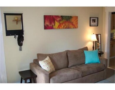 114 Main St unit 3R, South Grafton, MA 01560 - photo 2