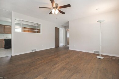 809 Sheffield Rd, Sheffield Lake, OH 44054 - photo 3