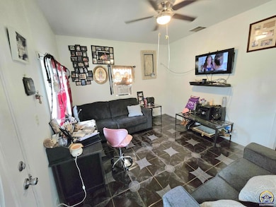206 SE Klein St, Topeka, KS 66607 - photo 3