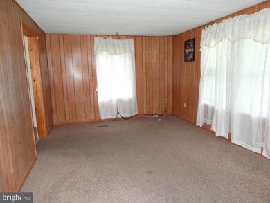 15347 Skyline Dr, Greencastle, PA 17225 - photo 3