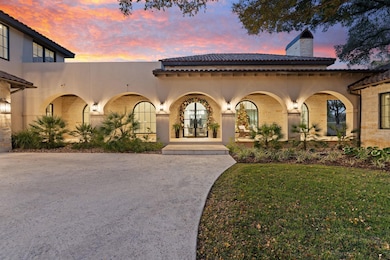 106 Plz Escondido, Horseshoe Bay, TX 78657 - photo 2