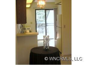 219 Cheyenne Ct, Asheville, NC 28803 - photo 3