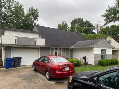 565 Virginia Cir W, Columbus, OH 43213 - photo 2