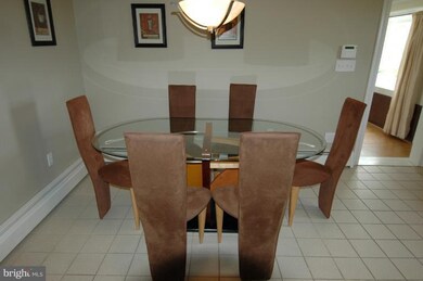 11914 Skylark Rd, Clarksburg, MD 20871 - photo 4