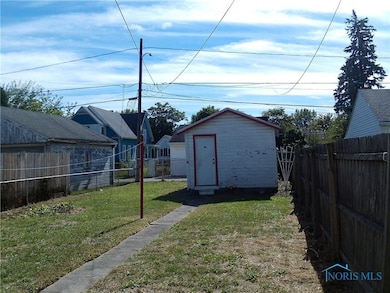322 Dexter St, Toledo, OH 43608 - photo 2