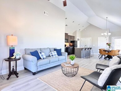 428 Marsh Cir, Calera, AL 35040 - photo 4