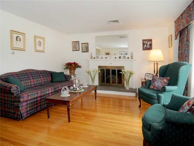 4 Fairview Dr, Greenville, RI 02828 - photo 3