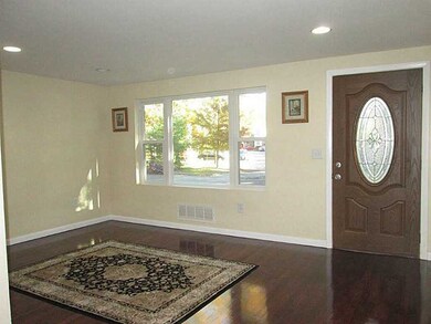 121 Turner St, Warwick, RI 02886 - photo 2