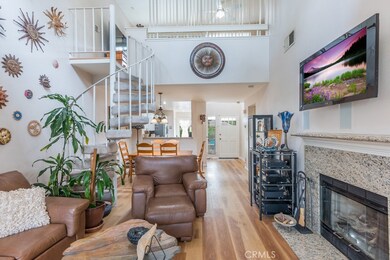 25847 Mcbean Pkwy unit 25, Valencia, CA 91355 - photo 2