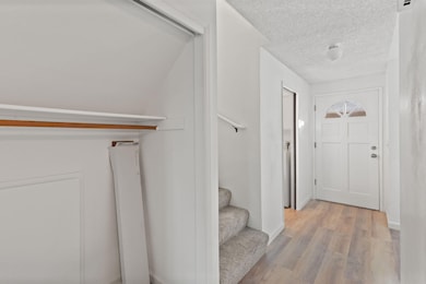 1004 SE Camelot Dr, Grants Pass, OR 97526 - photo 3