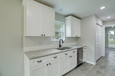 16302 Tibet Rd, Friendswood, TX 77546 - photo 4