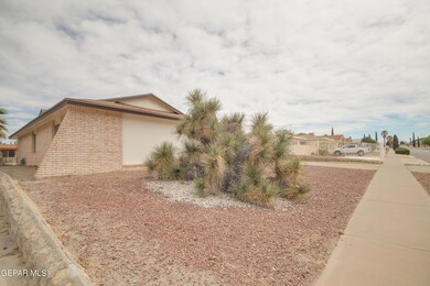 10525 Candlewood Ave, El Paso, TX 79925 - photo 4