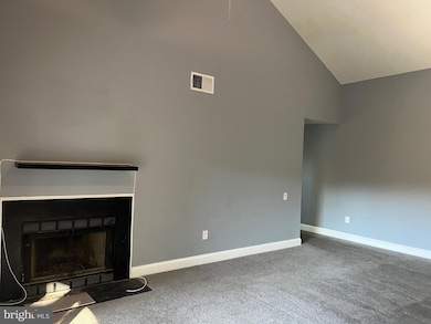 8905 Rusland Ct, Fort Washington, MD 20744 - photo 3