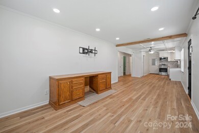 2022 Townview Dr, Kannapolis, NC 28081 - photo 4