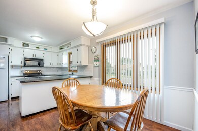dining and Kitchen