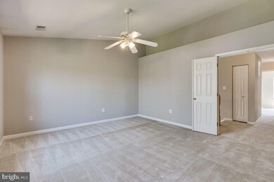 43442 Randfield Ln, Chantilly, VA 20152 - photo 6