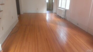 2245 Fairview Ave, Easton, PA 18042 - photo 3