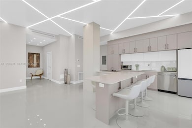 18011 Biscayne Blvd unit PH04, Aventura, FL 33160 - photo 7