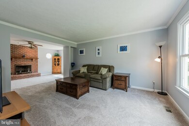 1530 Revere Dr, Sykesville, MD 21784 - photo 3