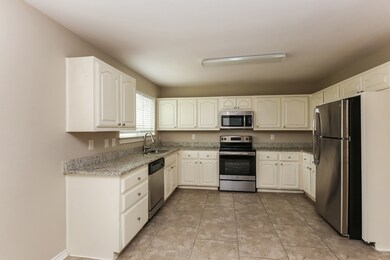 510 Durham Dr, Arlington, TX 76014 - photo 6