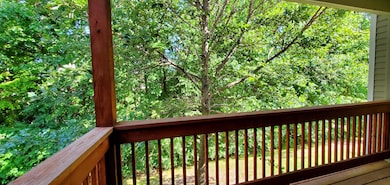 1354 Fox Pointe Cir, Ann Arbor, MI 48108 - photo 3