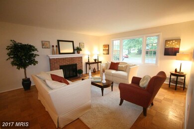 5215 Portsmouth Rd, Fairfax, VA 22032 - photo 3