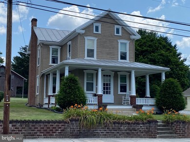 524 S Queen St, Littlestown, PA 17340 - photo 4