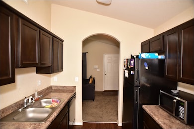 913 Maravillas St, El Paso, TX 79928 - photo 5