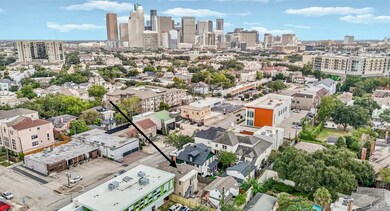 An aerial view  - right on Westheimer - LOTS of FR