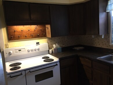 270 N Clinton Ave, Elmhurst, IL 60126 - photo 3