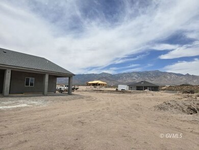 view of mountain from back of home
