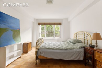 The Brevoort at 11 Fifth Avenue unit 3R, New York, NY 10003 - photo 7