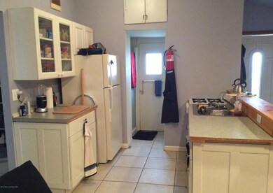 Kitchen (1)