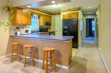 6144 River Bluff Dr, Newburgh, IN 47630 - photo 6