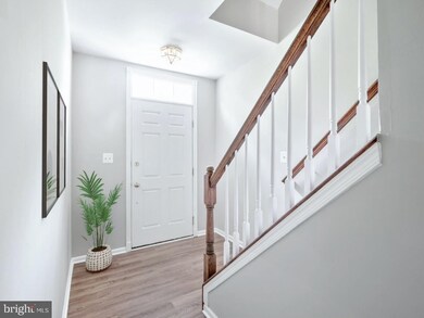 25337 Crossfield Dr, Chantilly, VA 20152 - photo 3