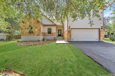 944 Cypress Pass Rd, Spring Branch, TX 78070 - photo 2