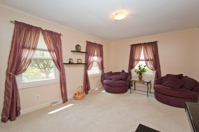 007 living room - IMG_9156