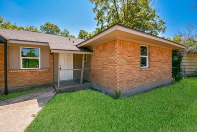 7724 Bretshire Dr, Houston, TX 77016 - photo 4