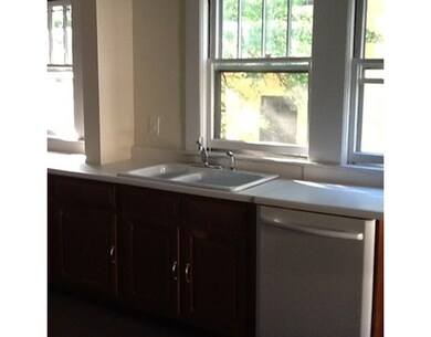 44 Laurel St unit 44, Somerville, MA 02143 - photo 5