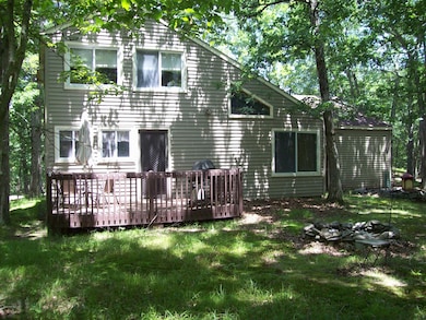 2112 Yorkshire Ct, Bushkill, PA 18324 - photo 5