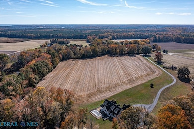 91A Balls Neck Rd, Kilmarnock, VA 22482 - photo 4