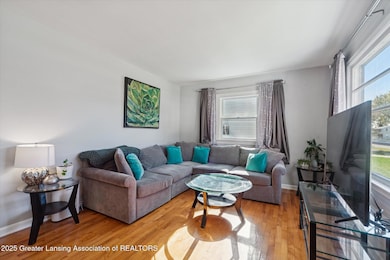 07-1218-N-Hayford-Ave-Lansing-MI-48912-W