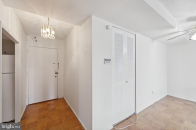 River Park unit N403, Washington, DC 20024 - photo 2