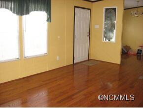 946 Mckinney Rd, Burnsville, NC 28714 - photo 2