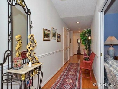 19 Gray Wolf Ln, Hendersonville, NC 28792 - photo 3